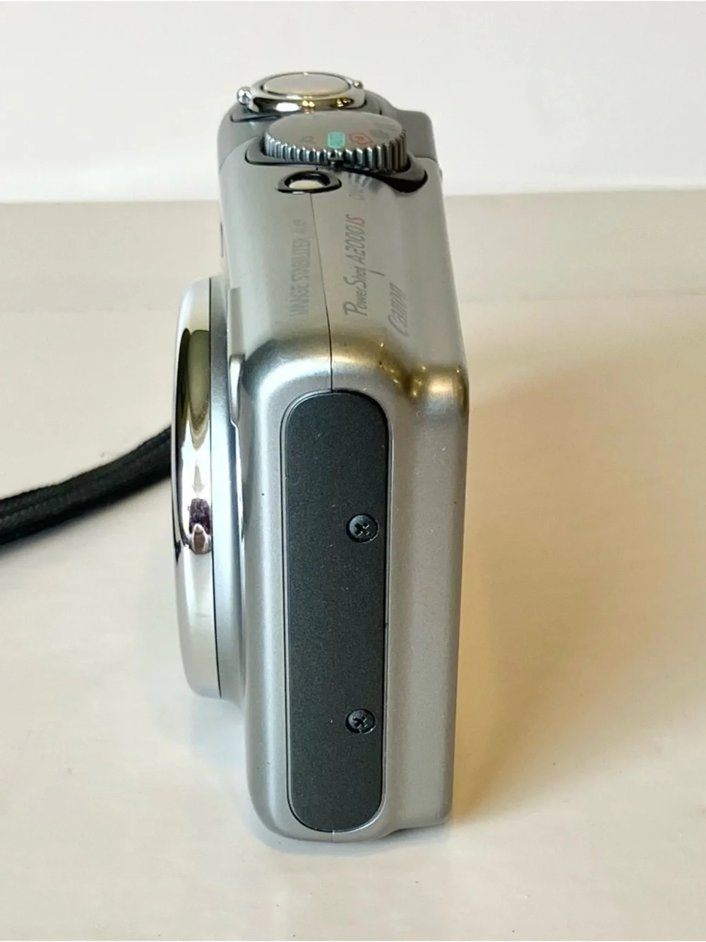Canon PowerShot A2000 IS Digital Camera 10.0 MP 6X *Read* Parts